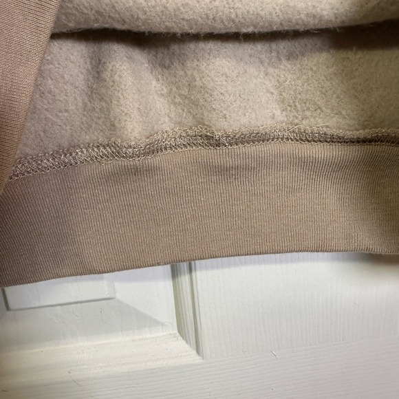 Disney Winnie the Pooh Hoodie Tan Crochet Patch Face Size Large - Picture 13 of 13